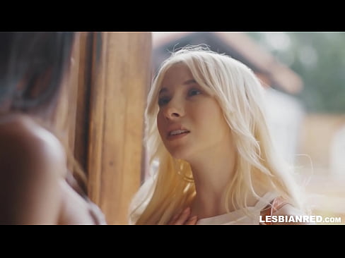 ❤️ Девушка приходит домой через несколько месяцев и в конечном итоге ест киску своей мачехи ☑ Супер порно на сайте watchhentai.ru